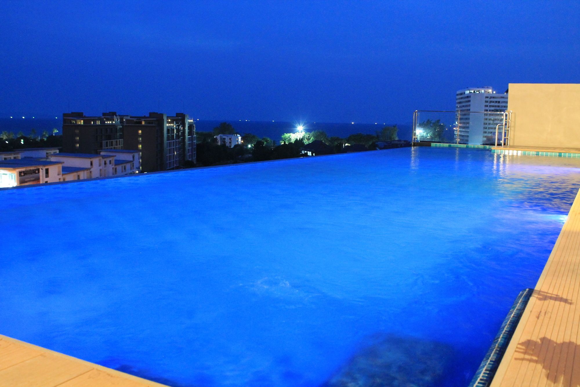 Lawinta Pattaya Hotel Pantai Jomtien