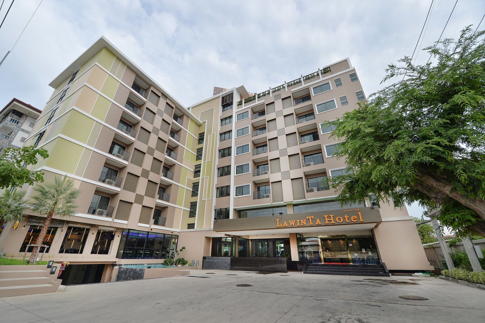 Hotel Lawinta Pattaya Pantai Jomtien